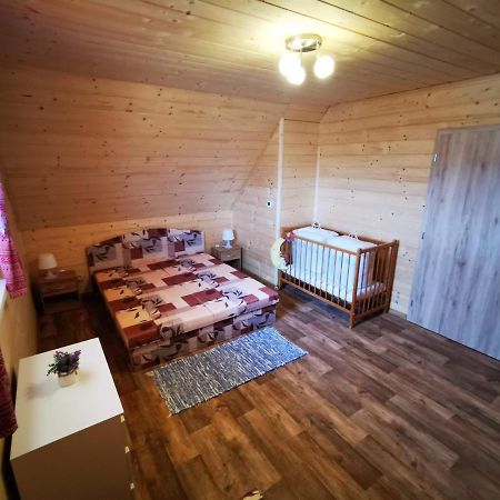 Chata Baska Na Liptove S Vlastnym Dvorom Liptovský Mikuláš Eksteriør billede
