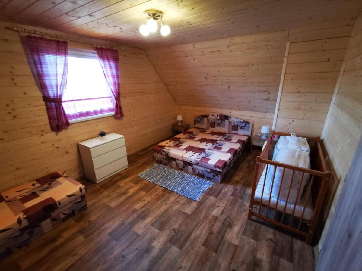 Chata Baska Na Liptove S Vlastnym Dvorom Liptovský Mikuláš Eksteriør billede