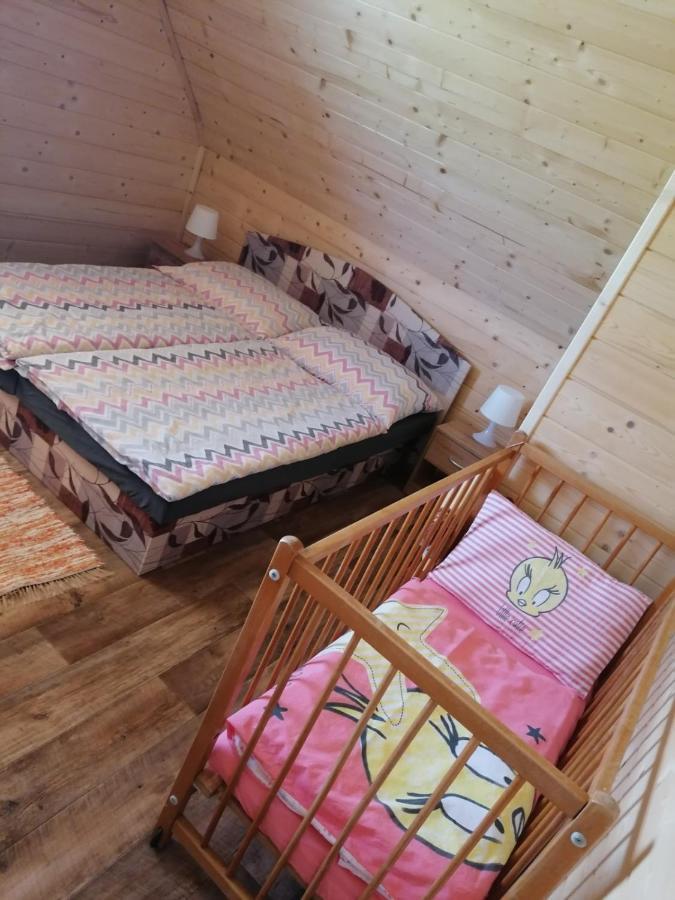 Chata Baska Na Liptove S Vlastnym Dvorom Liptovský Mikuláš Eksteriør billede