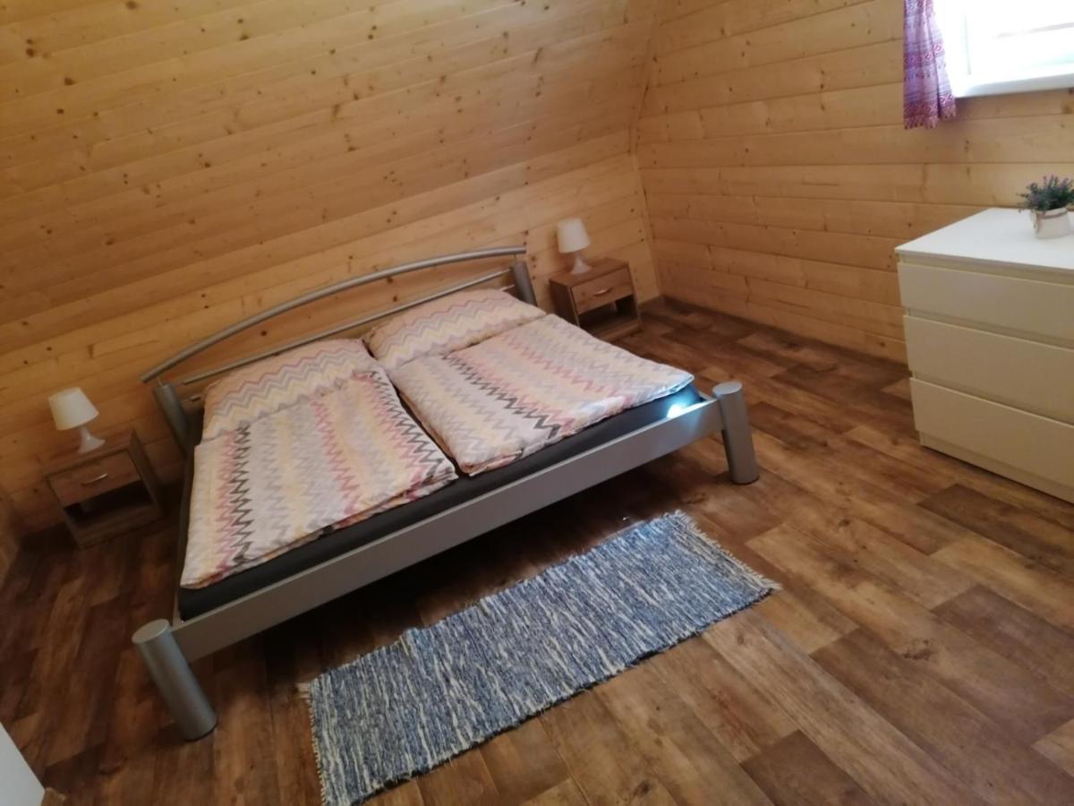 Chata Baska Na Liptove S Vlastnym Dvorom Liptovský Mikuláš Eksteriør billede